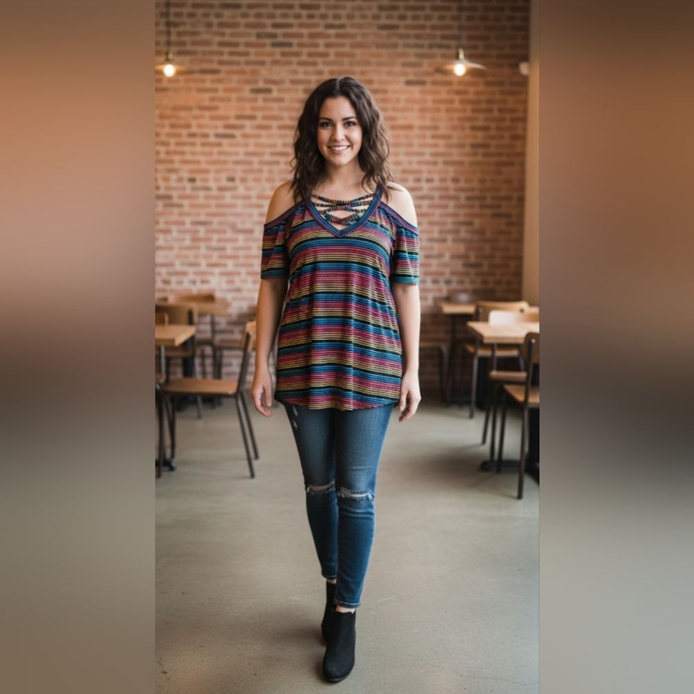 Eye Candy NWT Juniors Plus 2X Cold Shoulder Top - Rainbow Stripe